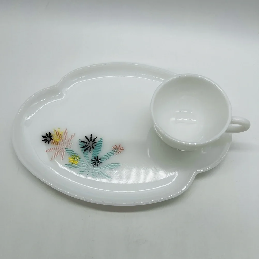 Federal Glass Atomic Elegant White Tea Set with Floral DesignMid Century Modern